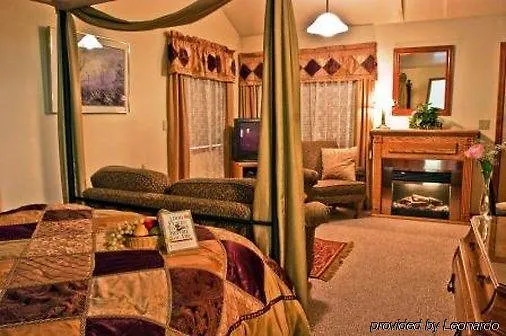 Pearsons Pond Inn And Spa